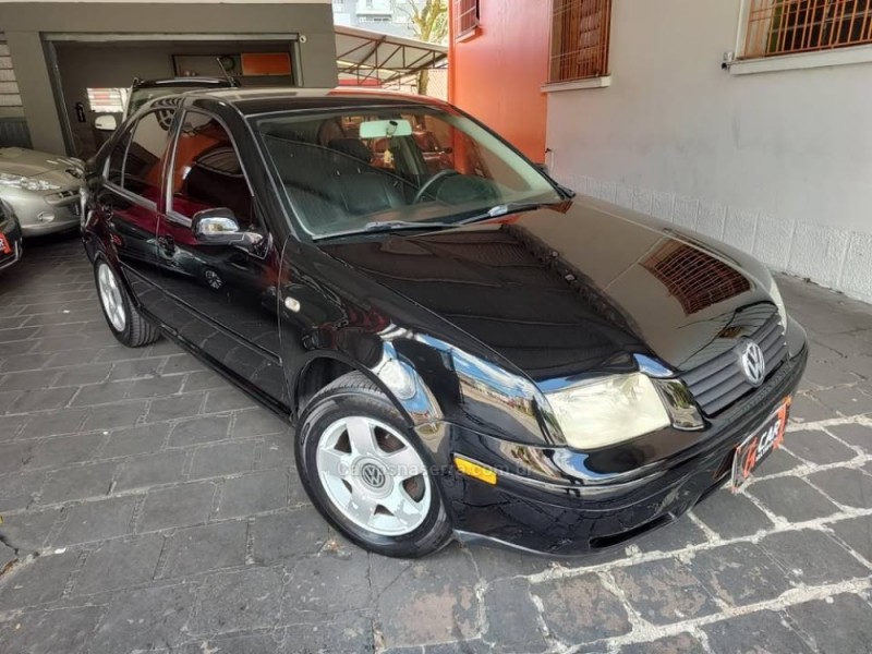 BORA 2.0 MI 8V GASOLINA 4P MANUAL - 2001 - CAXIAS DO SUL