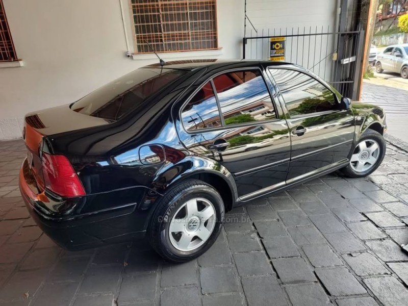 BORA 2.0 MI 8V GASOLINA 4P MANUAL - 2001 - CAXIAS DO SUL