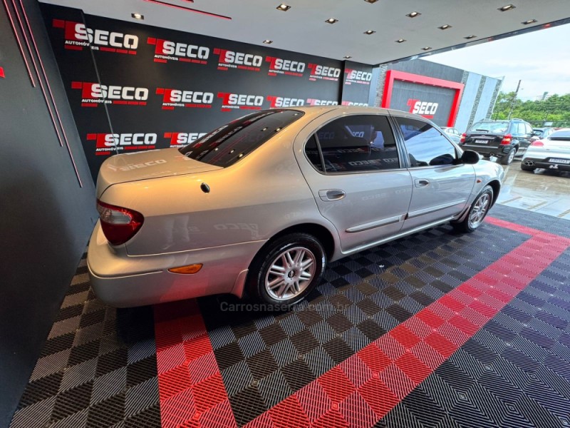 MAXIMA 3.0 30-G SEDAN V6 24V GASOLINA 4P AUTOMÁTICO - 2001 - PASSO FUNDO