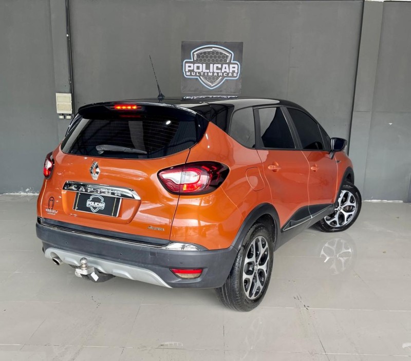 CAPTUR 2.0 16V FLEX INTENSE AUTOMÁTICO - 2018 - CAXIAS DO SUL