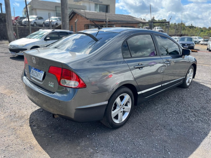 CIVIC 1.8 LXS 16V FLEX 4P MANUAL - 2009 - FARROUPILHA