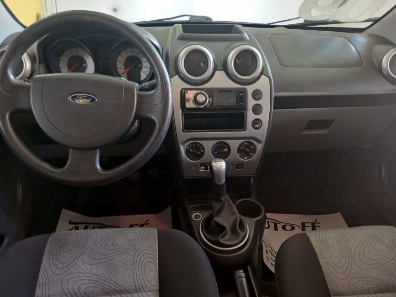 FIESTA 1.6 MPI SEDAN 8V FLEX 4P MANUAL - 2009 - CANELA