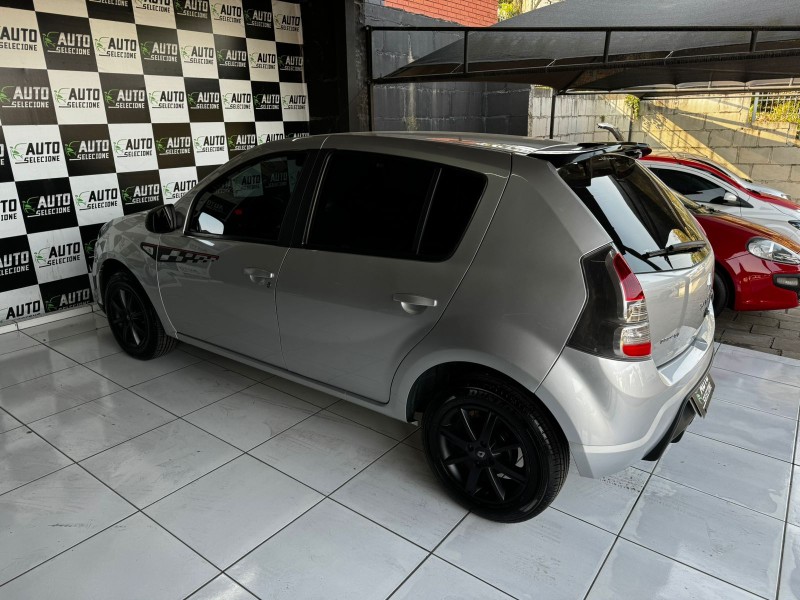 SANDERO 1.6 GT LINE LIMITED FLEX 4P MANUAL - 2014 - CAXIAS DO SUL