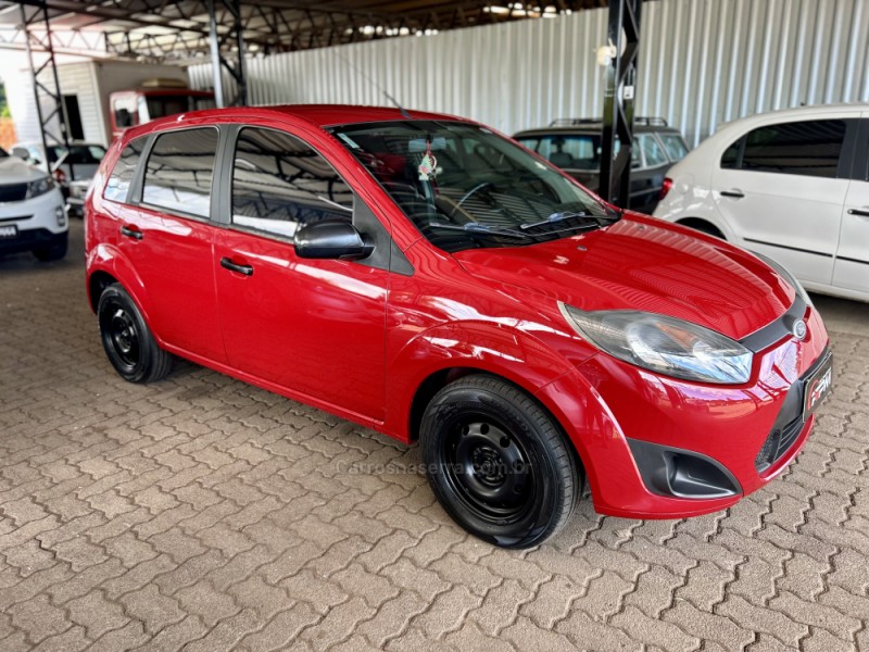 FIESTA 1.0 MPI CLASS 8V FLEX 4P MANUAL - 2014 - SãO SEBASTIãO DO CAí