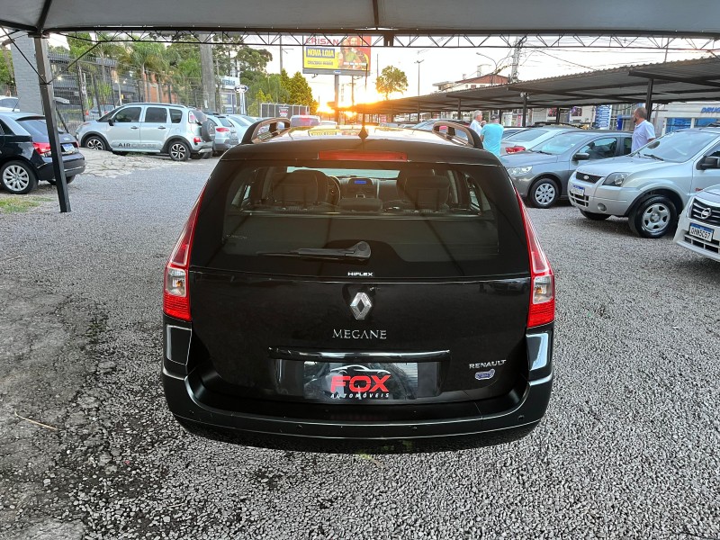 MÉGANE 1.6 DYNAMIQUE GRAND TOUR 16V FLEX 4P MANUAL - 2012 - CAXIAS DO SUL