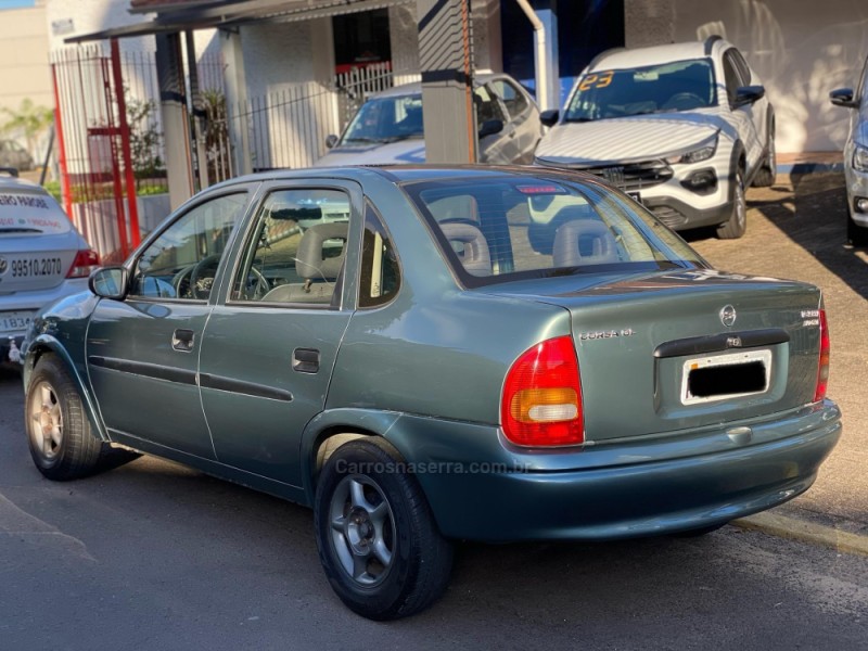 CORSA 1.6 MPFI GL SEDAN 8V GASOLINA 4P MANUAL - 1999 - PAROBé