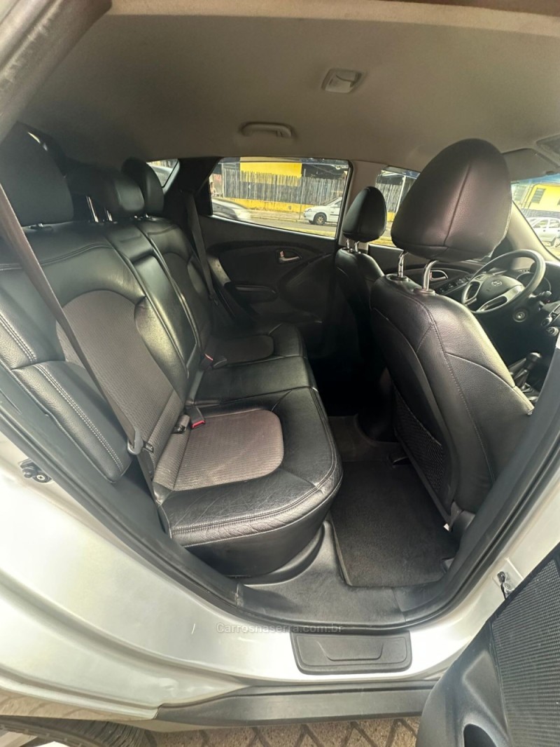 IX35 2.0 MPI 4X2 16V FLEX 4P MANUAL - 2011 - PAROBé