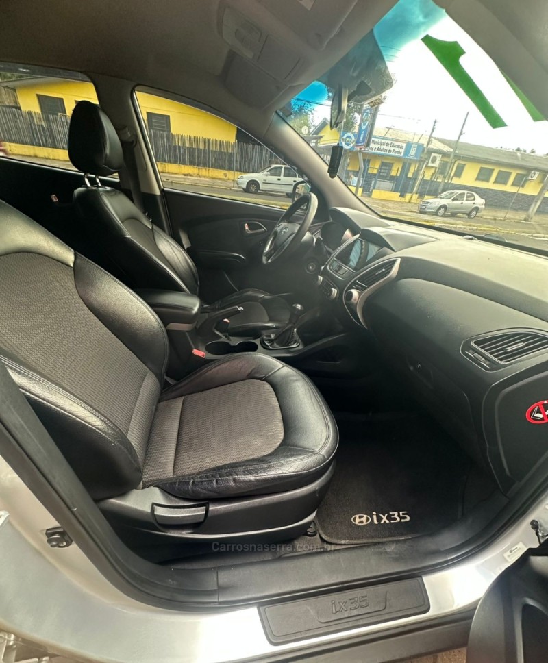 IX35 2.0 MPI 4X2 16V FLEX 4P MANUAL - 2011 - PAROBé