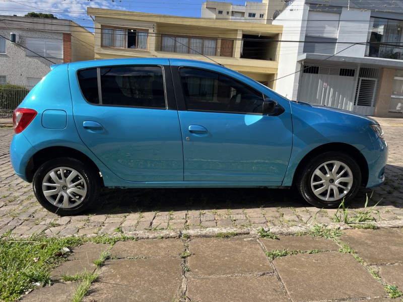 SANDERO 1.0 AUTHENTIQUE 16V FLEX 4P MANUAL - 2015 - VERANóPOLIS