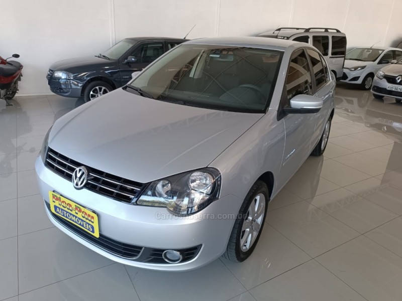 POLO SEDAN 1.6 MI COMFORTLINE 8V FLEX 4P MANUAL - 2012 - NOVA PETRóPOLIS