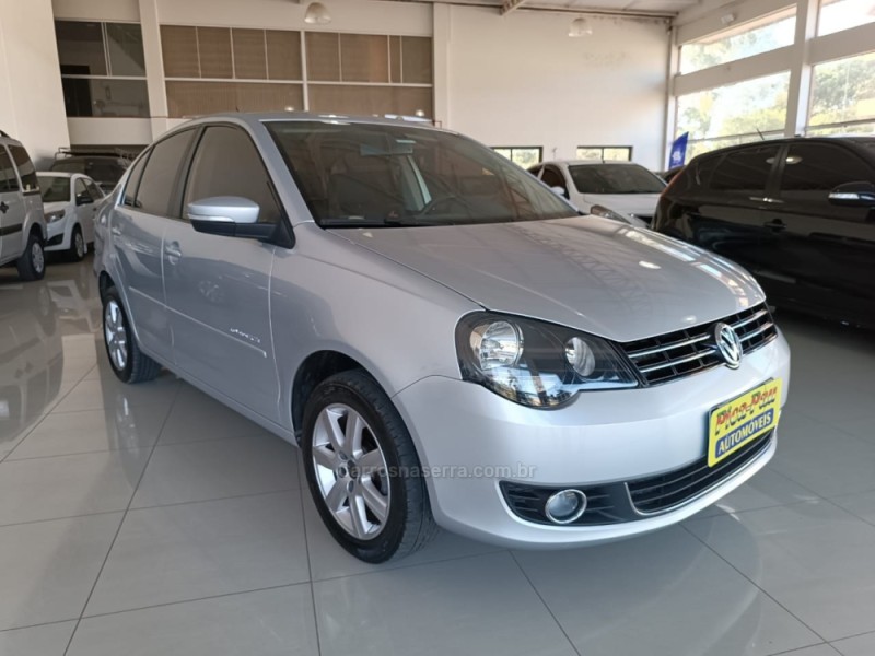 polo sedan 1.6 mi comfortline 8v flex 4p manual 2012 nova petropolis