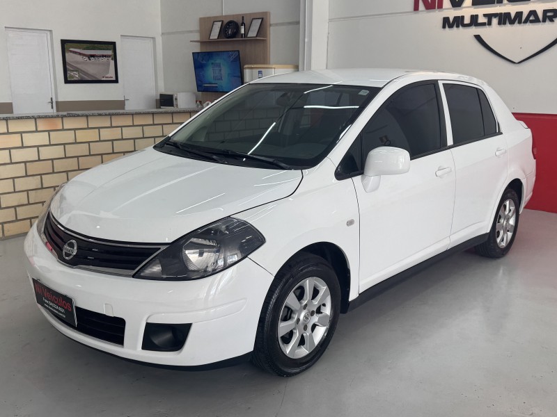 TIIDA 1.8 SEDAN 16V FLEX 4P MANUAL - 2011 - CAXIAS DO SUL