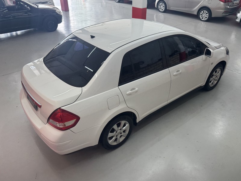 TIIDA 1.8 SEDAN 16V FLEX 4P MANUAL - 2011 - CAXIAS DO SUL