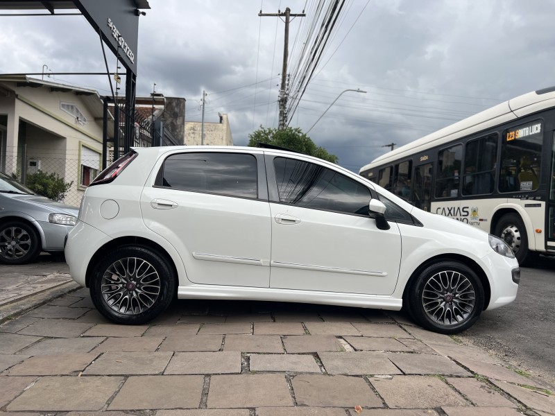 PUNTO 1.8 SPORTING 16V FLEX 4P MANUAL - 2013 - CAXIAS DO SUL