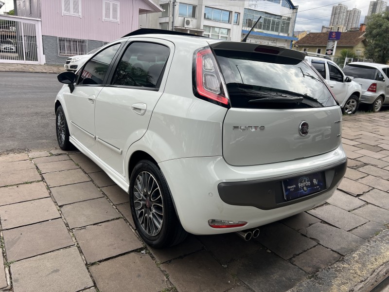 PUNTO 1.8 SPORTING 16V FLEX 4P MANUAL - 2013 - CAXIAS DO SUL