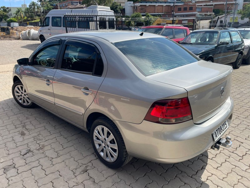 VOYAGE 1.0 MI TRENDLINE 8V FLEX 4P MANUAL - 2011 - CAXIAS DO SUL