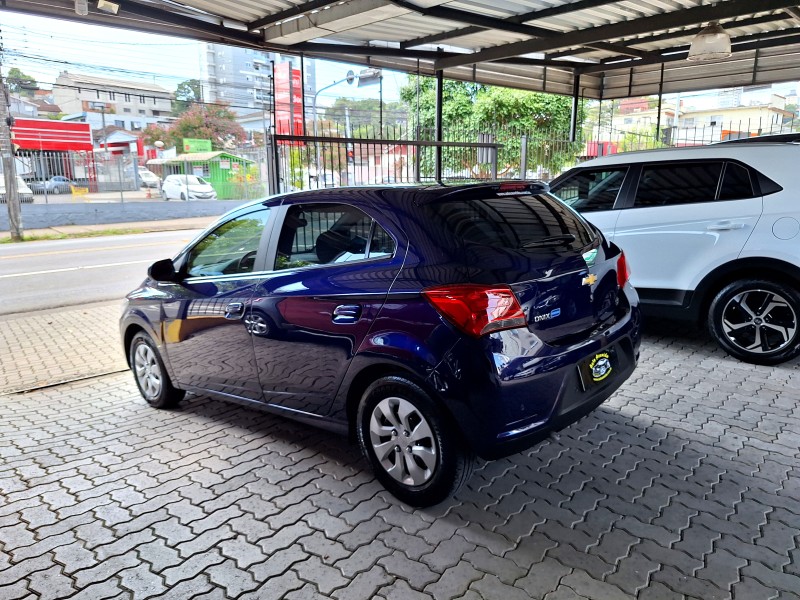 ONIX 1.0 MPFI LT 8V FLEX 4P MANUAL - 2018 - CAXIAS DO SUL