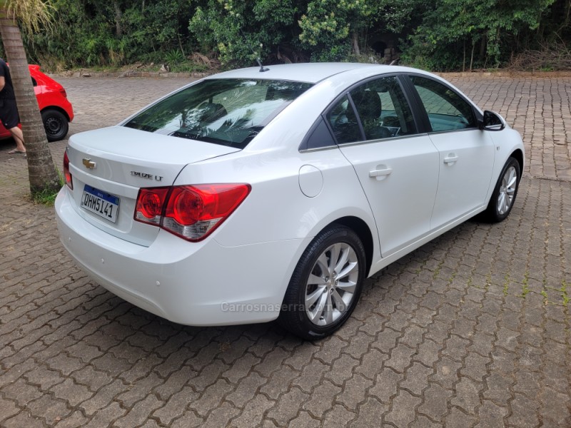 CRUZE 1.8 LT 16V FLEX 4P AUTOMÁTICO - 2015 - NOVA PRATA