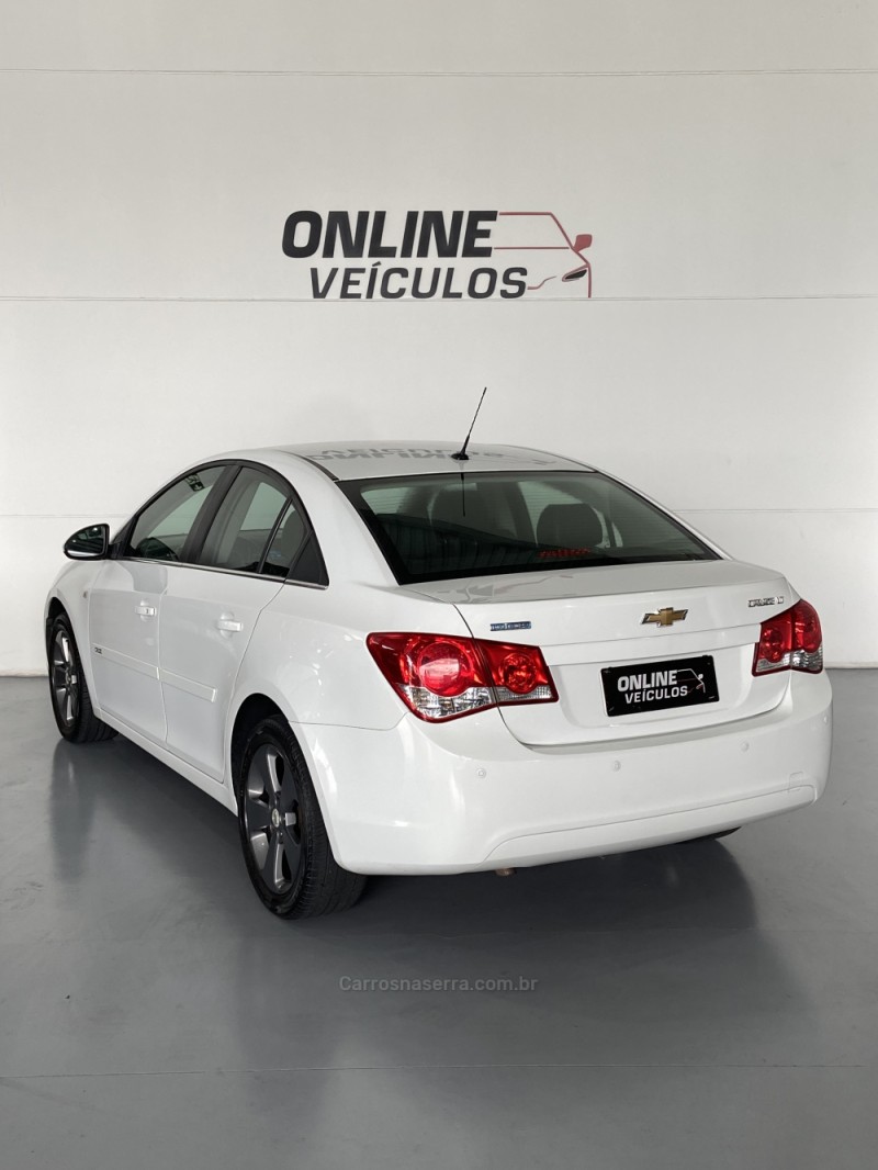 CRUZE 1.8 LT SPORT6 16V FLEX 4P AUTOMÁTICO - 2014 - FARROUPILHA