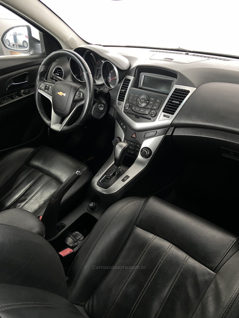 CRUZE 1.8 LT SPORT6 16V FLEX 4P AUTOMÁTICO - 2014 - FARROUPILHA