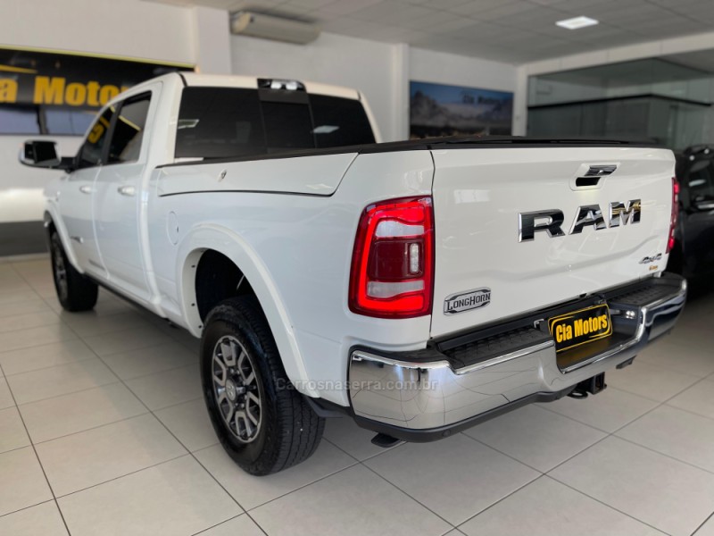 3500 LARAMIE 6.7 LONGHORN CD 4X4 TURBO DIESEL 4P AUTOMÁTICA - 2022 - SãO LEOPOLDO