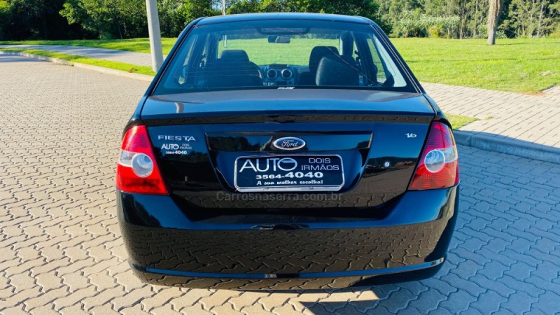 FIESTA 1.6 MPI 8V GASOLINA 4P MANUAL - 2010 - DOIS IRMãOS