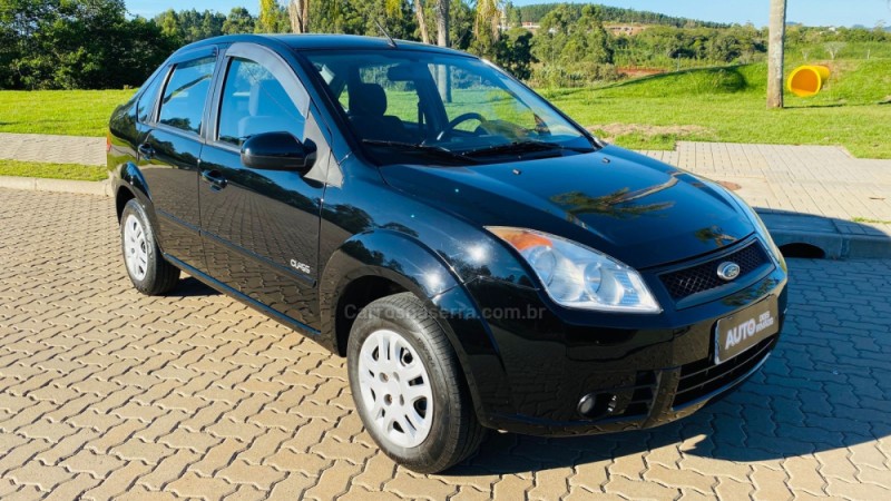 FIESTA 1.6 MPI 8V GASOLINA 4P MANUAL