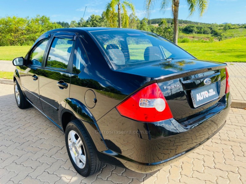 FIESTA 1.6 MPI 8V GASOLINA 4P MANUAL - 2010 - DOIS IRMãOS