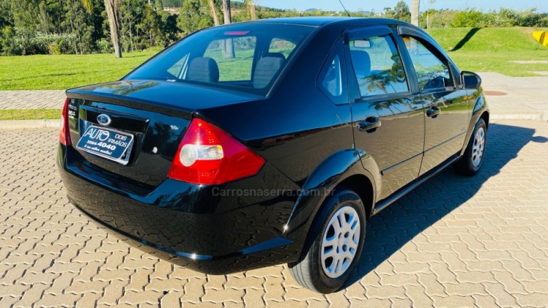 FIESTA 1.6 MPI 8V GASOLINA 4P MANUAL - 2010 - DOIS IRMãOS