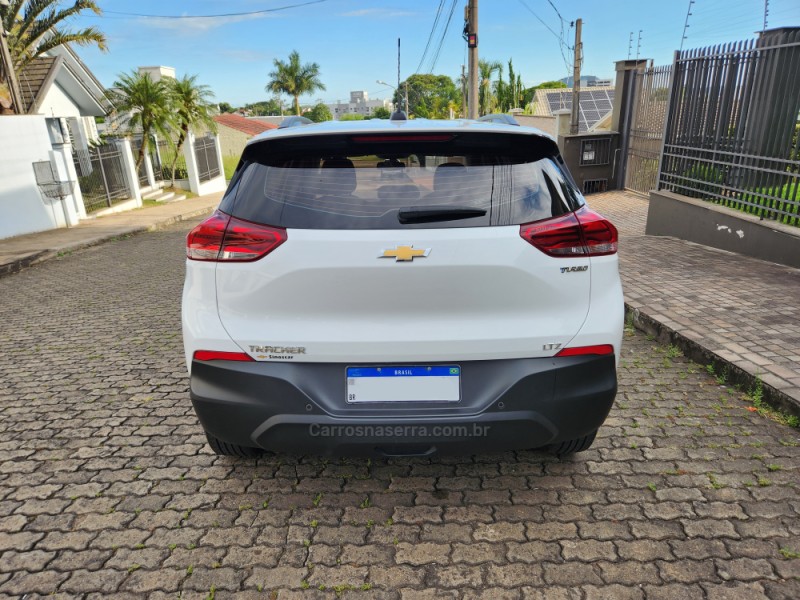 TRACKER 1.0 12V LTZ TURBO FLEX 4P AUTOMÁTICO - 2022 - MONTENEGRO