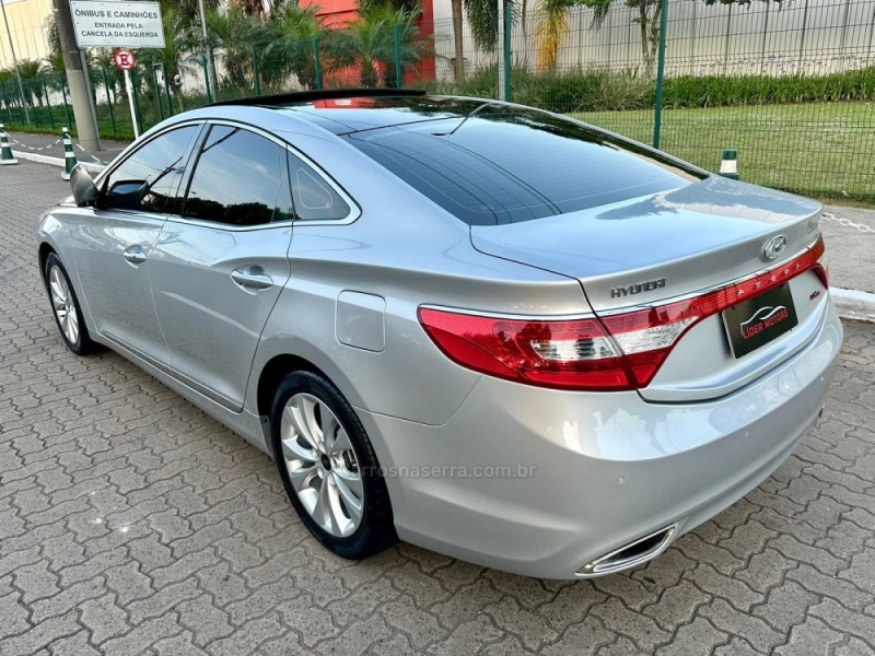 AZERA 3.0 MPFI GLS V6 24V GASOLINA 4P AUTOMÁTICO - 2013 - ESTâNCIA VELHA