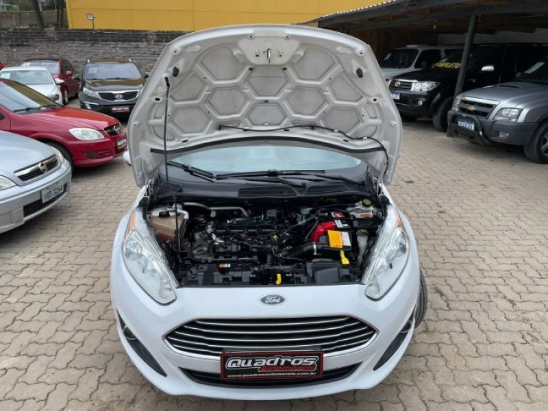 FIESTA 1.6 TITANIUM PLUS SEDAN 16V FLEX 4P AUTOMÁTICO - 2015 - CAXIAS DO SUL