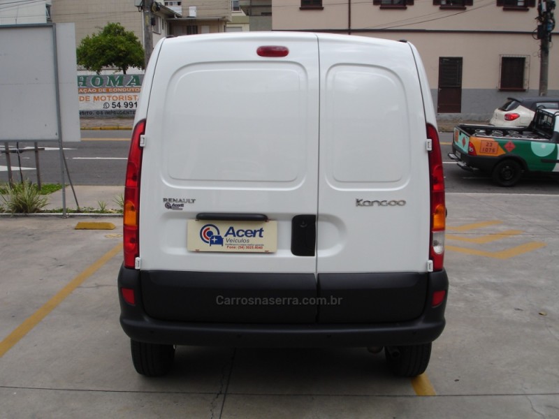 KANGOO 1.6 EXPRESS 16V FLEX 4P MANUAL - 2018 - CAXIAS DO SUL