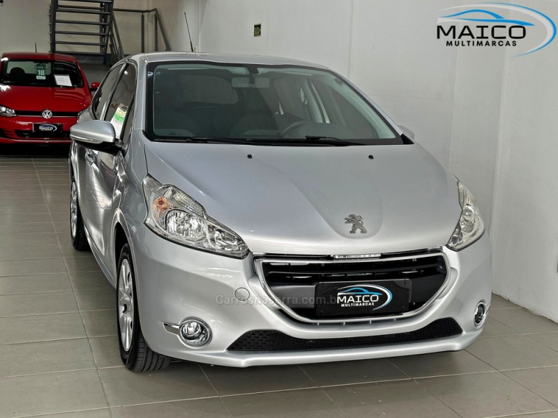 208 1.5 ACTIVE 8V FLEX 4P MANUAL - 2015 - NOVO HAMBURGO