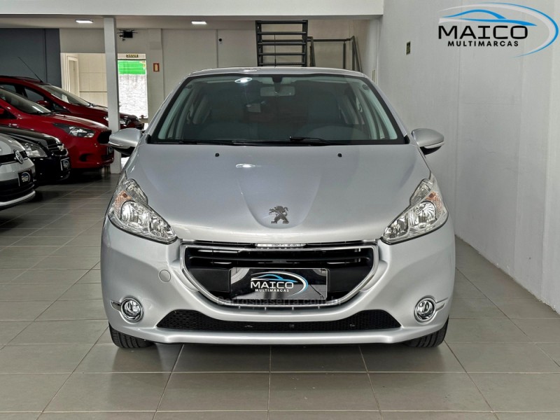 208 1.5 ACTIVE 8V FLEX 4P MANUAL - 2015 - NOVO HAMBURGO