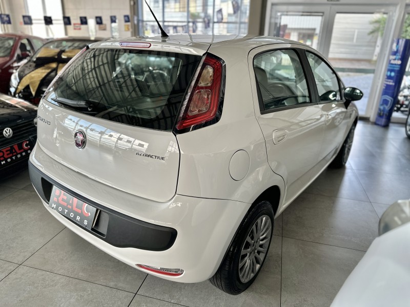 PUNTO 1.4 ATTRACTIVE 8V FLEX 4P MANUAL - 2013 - CAXIAS DO SUL