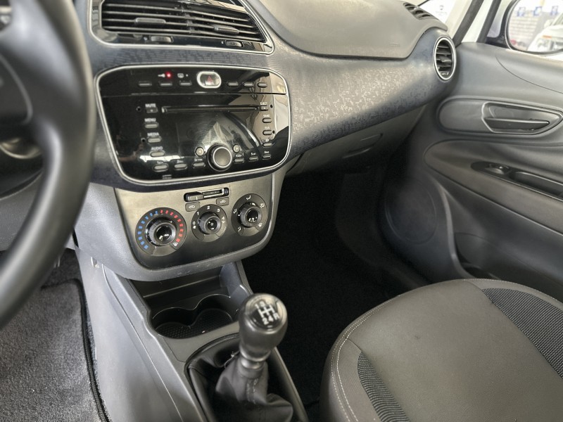 PUNTO 1.4 ATTRACTIVE 8V FLEX 4P MANUAL - 2013 - CAXIAS DO SUL