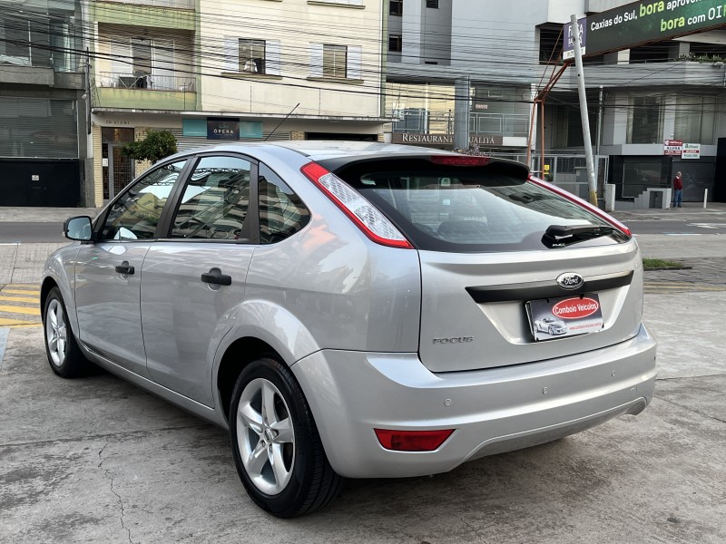 FOCUS 1.6 GL 16V FLEX 4P MANUAL - 2010 - CAXIAS DO SUL