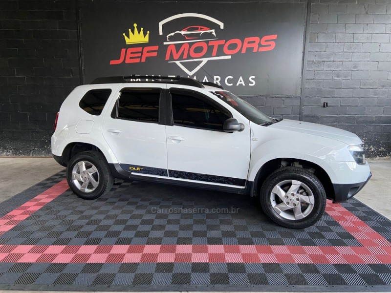 DUSTER 1.6 EXPRESSION 4X2 16V FLEX 4P MANUAL - 2015 - CAXIAS DO SUL