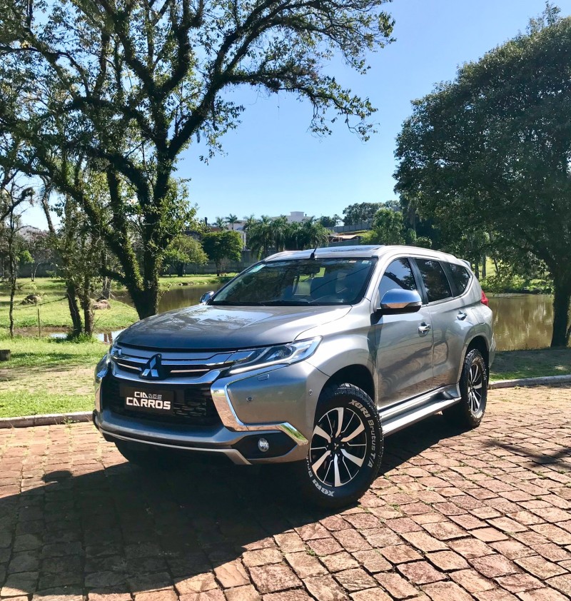 PAJERO SPORT 2.4 HPE-S 4X4 DIESEL 4P AUTOMÁTICO