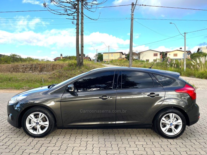 FOCUS 1.6 SE HATCH 16V FLEX 4P AUTOMÁTICO - 2015 - CAXIAS DO SUL