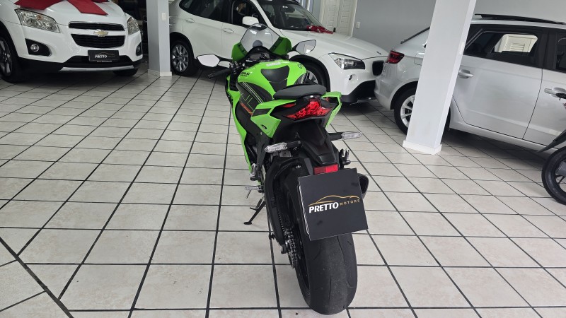 NINJA ZX-10R SE ABS - 2023 - BENTO GONçALVES