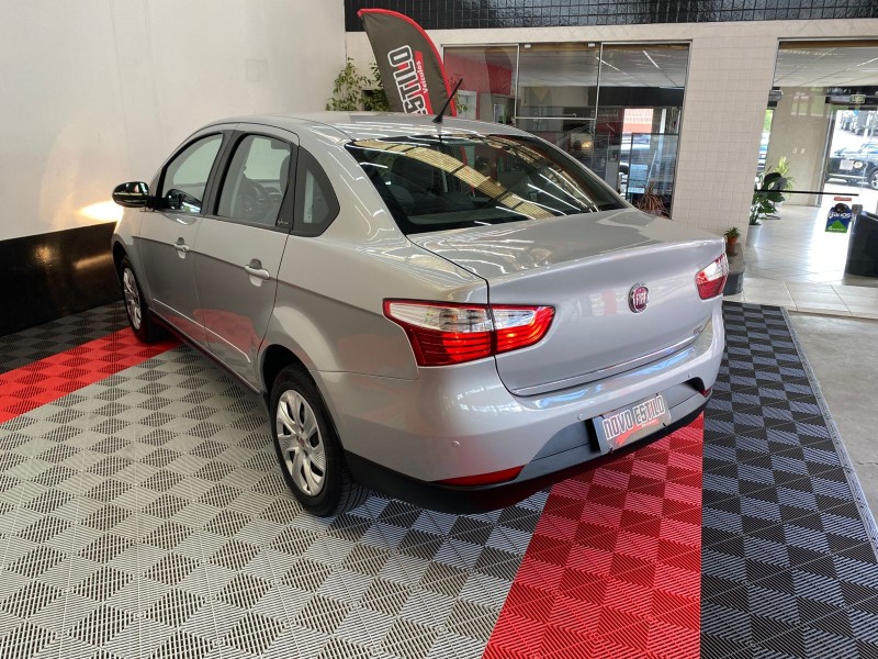 GRAND SIENA 1.4 MPI ATTRACTIVE 8V FLEX 4P MANUAL - 2015 - CAXIAS DO SUL