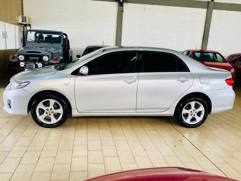 COROLLA 2.0 XEI 16V FLEX 4P AUTOMÁTICO - 2014 - CAXIAS DO SUL