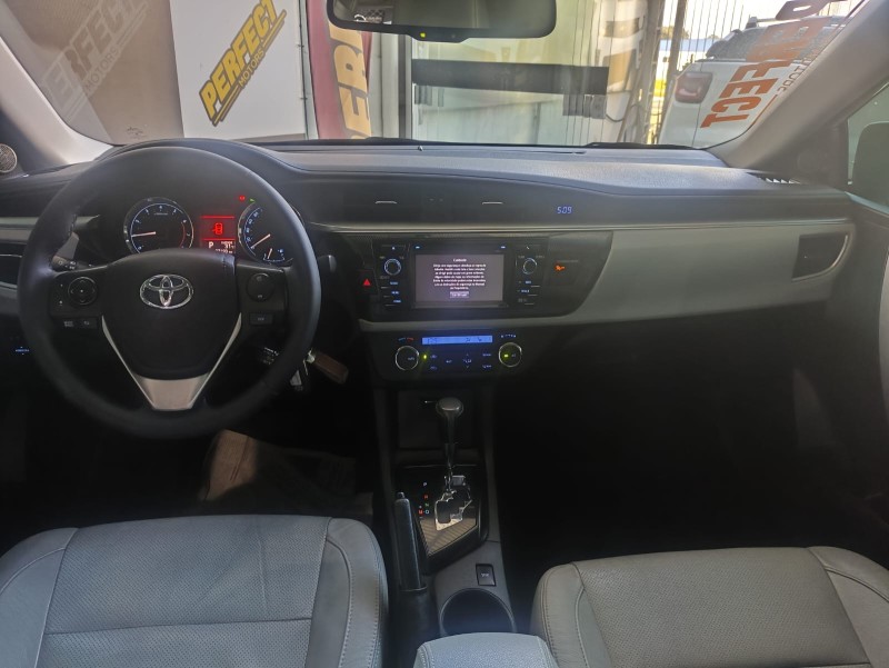 COROLLA 2.0 XEI 16V FLEX 4P AUTOMÁTICO - 2017 - PORTãO