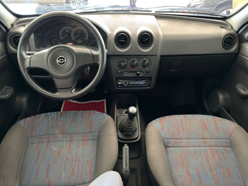 CELTA 1.0 MPFI SPIRIT 8V FLEX 4P MANUAL - 2011 - IGREJINHA