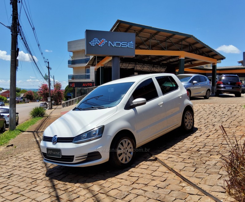 FOX 1.0 MI TRENDLINE 8V FLEX 4P MANUAL - 2015 - NãO-ME-TOQUE