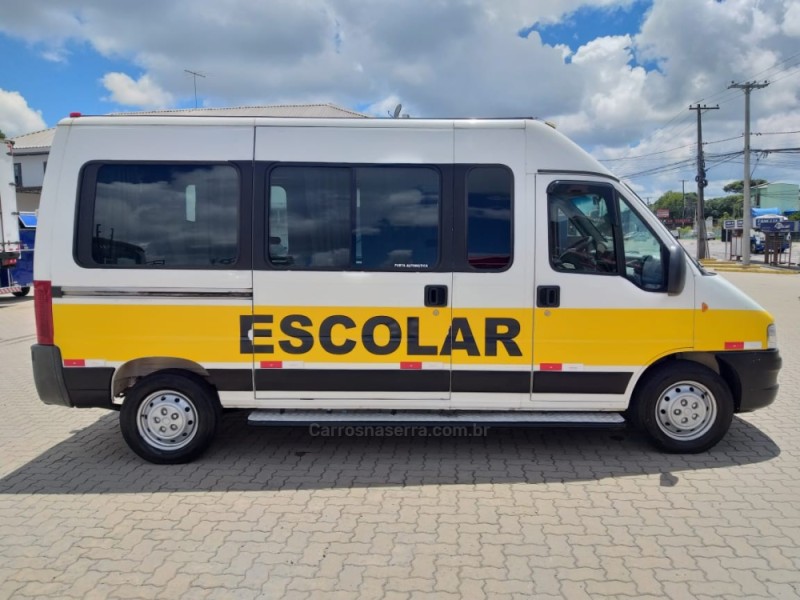 DUCATO 2.3 MINIBUS 16 LUGARES TETO ALTO 16V TURBO INTERCOOLER DIESEL MANUAL - 2011 - CAXIAS DO SUL