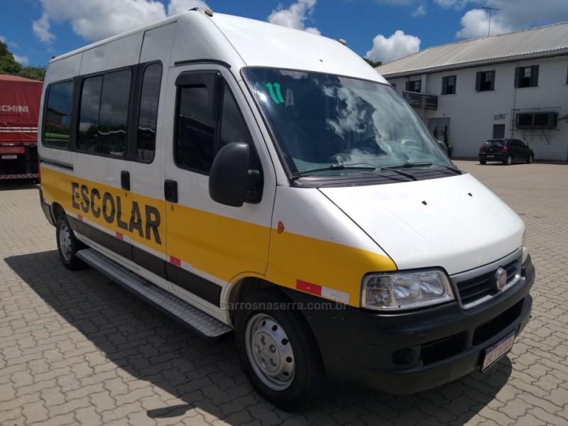 ducato 2.3 minibus 16 lugares teto alto 16v turbo intercooler diesel manual 2011 caxias do sul