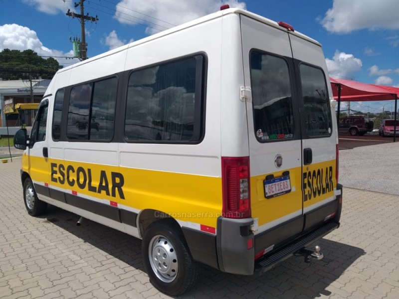 DUCATO 2.3 MINIBUS 16 LUGARES TETO ALTO 16V TURBO INTERCOOLER DIESEL MANUAL - 2011 - CAXIAS DO SUL